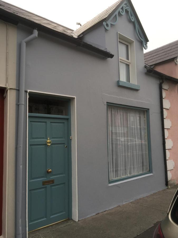 The Small House Listowel Bagian luar foto